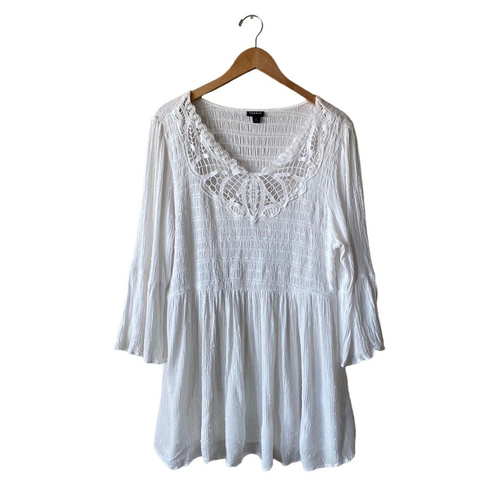 TORRID Ivory Babydoll Clip Dot Gauze W/Crochet Detail Top | Size 2X